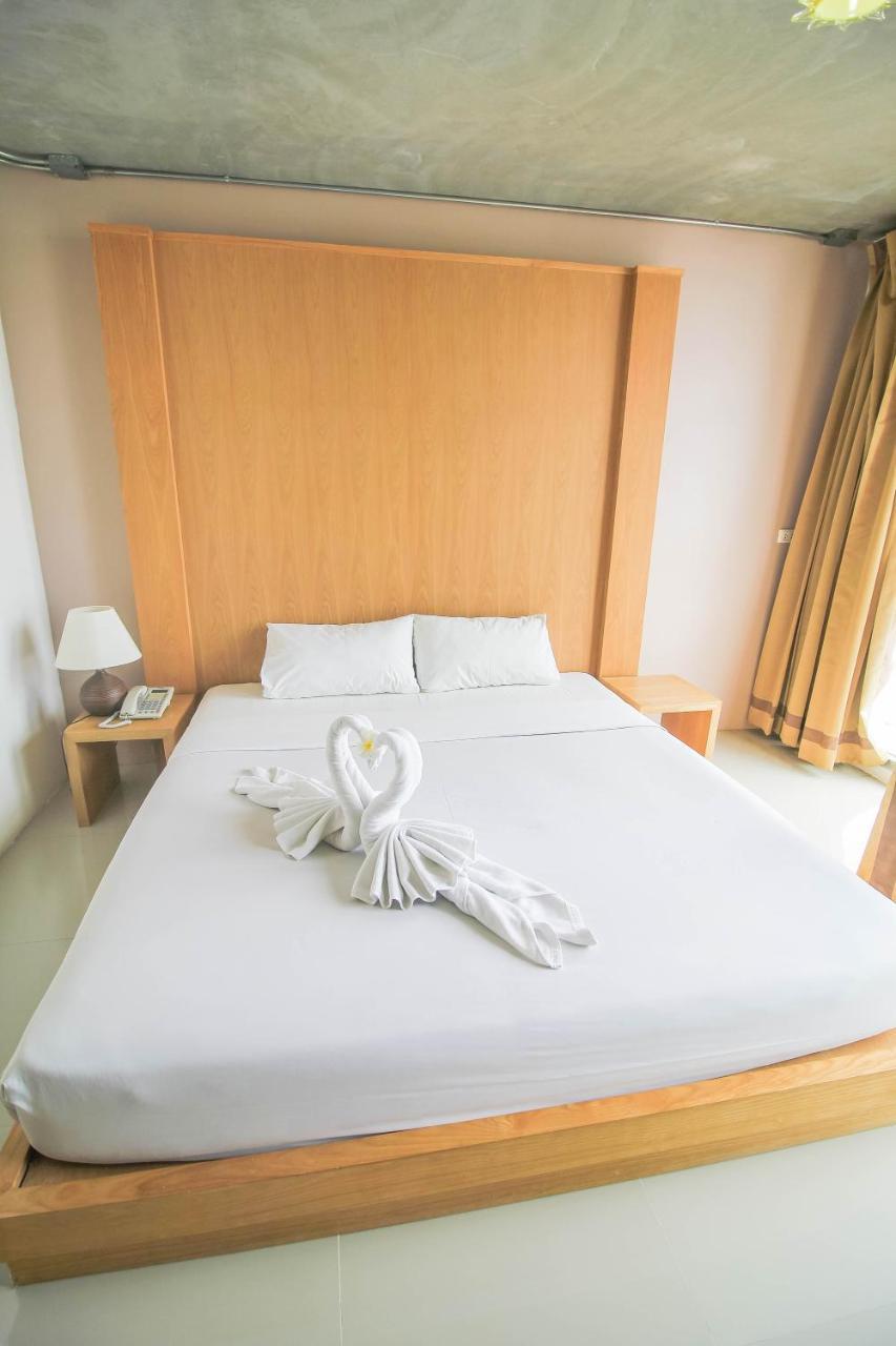 Bansabai Sabaidee Service Apartment Банкок Екстериор снимка